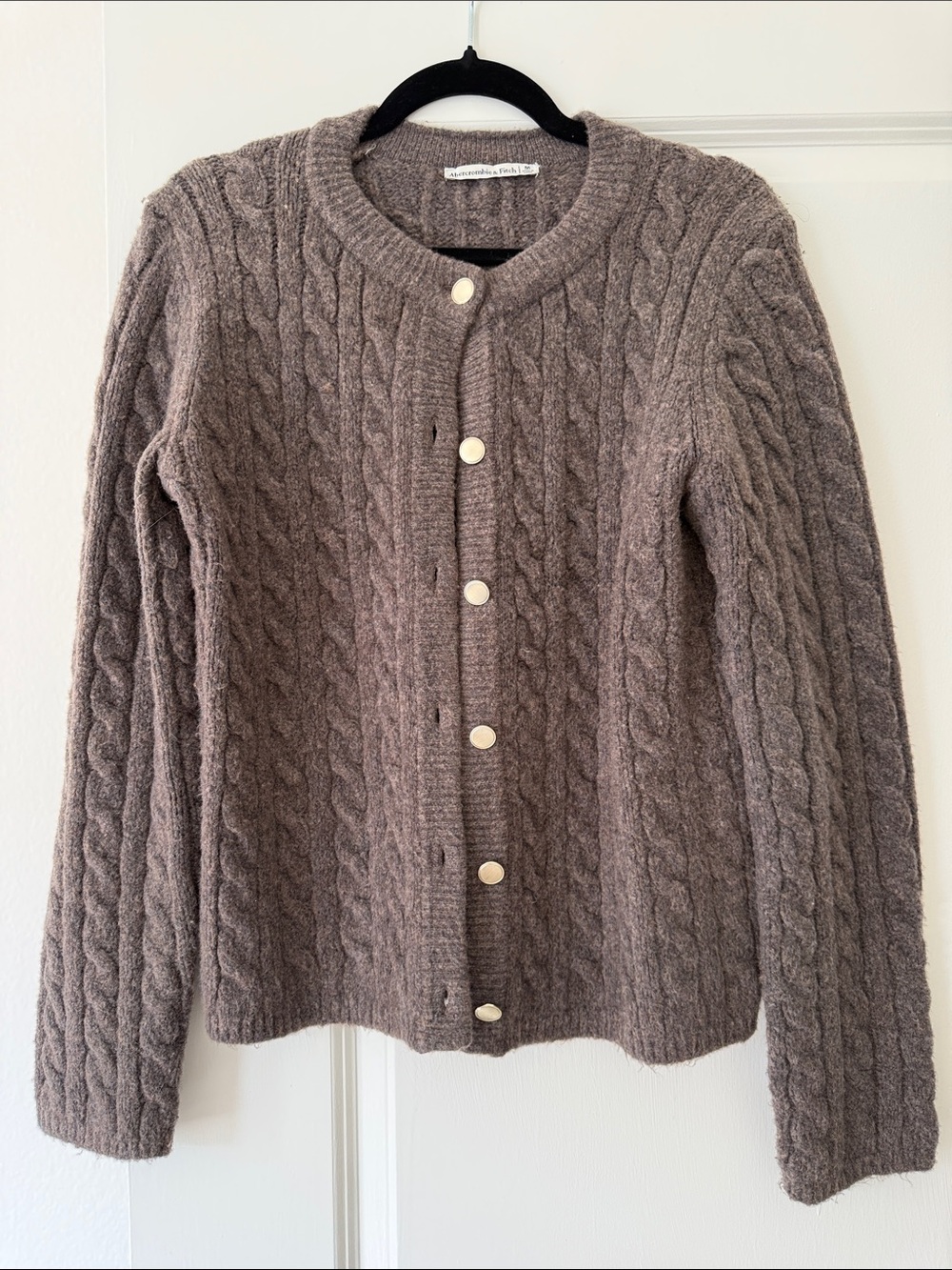 NWOT - Abercrombie & Fitch Novelty Button Cable Crew Cardigan in Brown - Picture 3 of 4